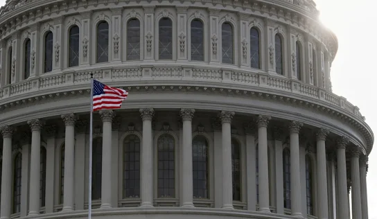 Congreso aprobó 70,000 millones para ofensiva migratoria de Trump