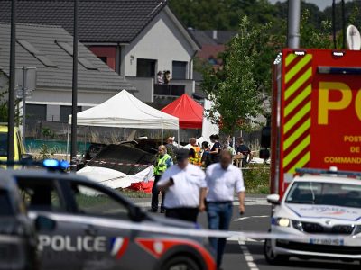 Francia investiga accidente de avioneta con 11 muertos, el más grave en 30 años