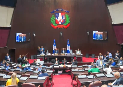 Congreso conforma comisión para proyecto económico