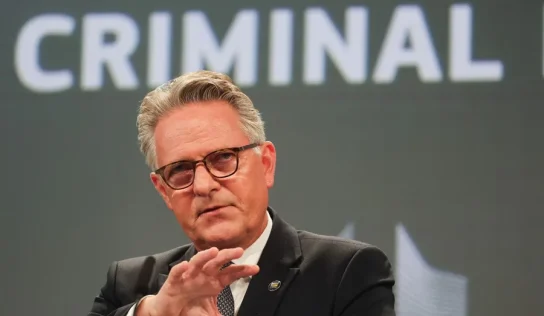El 85 % de las principales redes criminales de la UE utilizan empresas legales para ocultar sus operaciones, alerta Europol