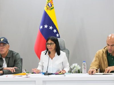 Delcy Rodríguez anuncia construcción de viviendas para damnificados por terremotos antes de finalizar el año