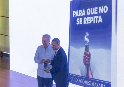 Guido Gómez Mazara presenta su libro Para que no se repita