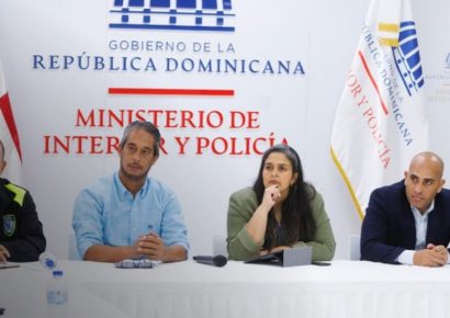 Interior y Policía impulsa plan para regular y fiscalizar paradas de motoconchos en el Gran Santo Domingo