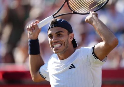 Francisco Cerúndolo avanza a semifinales en Queen’s tras eliminar a Arthur Fery