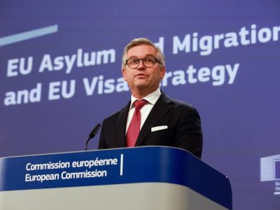 Bruselas propone prolongar la protección temporal a ucranianos hasta 2028 y excluye a hombres en edad de servicio militar