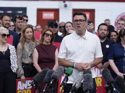 Andy Burnham anuncia su candidatura para liderar el Partido Laborista tras la salida de Keir Starmer