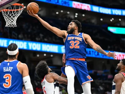 Knicks arriba 2-1 y Towns lidera carrera MVP
