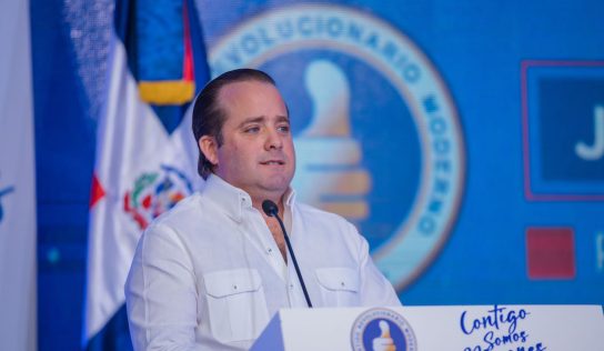 Paliza: Abinader da “lección de coherencia” al no optar por reelección en 2028