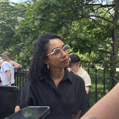 Darializa Ávila Chevalier abandona entrevista tras petición de disculpas por comentarios sobre dominicanos y la bandera