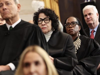 Sotomayor revela entradas de Bad Bunny en su declaración financiera
