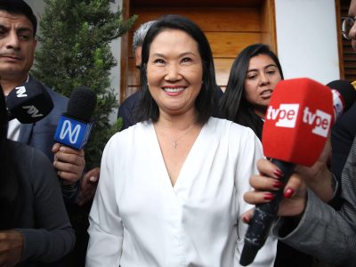 Fujimori pasó al frente en el conteo oficial con 98.3 % de actas contabilizadas