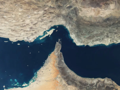 Irán anunció cierre total del estrecho de Ormuz tras nuevos ataques de EE. UU.