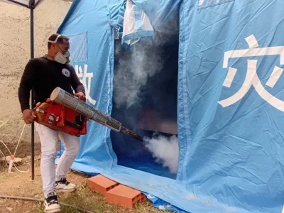 Salud despliega fumigación en La Guaira tras terremotos
