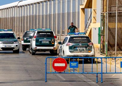 Ceuta y Melilla bajo presión: España refuerza frontera tras entrada masiva de migrantes