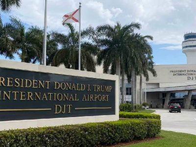 Palm Beach rebautizó su aeropuerto con el nombre de Trump