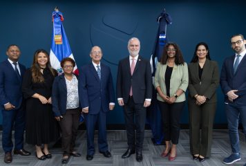 Superintendencia de Bancos presenta archivo histórico sobre la evolución del sistema financiero dominicano