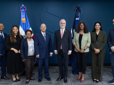 Superintendencia de Bancos presenta archivo histórico sobre la evolución del sistema financiero dominicano