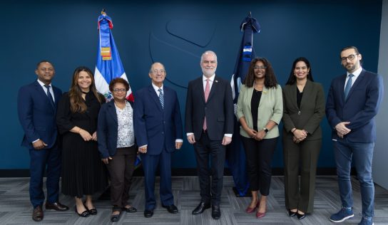 Superintendencia de Bancos presenta archivo histórico sobre la evolución del sistema financiero dominicano
