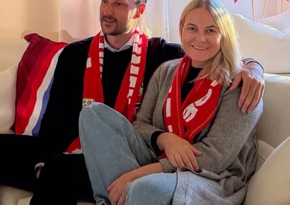 La princesa Mette-Marit reaparece tras su trasplante y lo hace celebrando la histórica victoria de Noruega