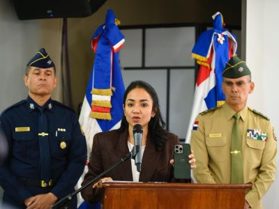 Faride Raful informa deportación de 7,237 extranjeros en condición migratoria irregular durante la última semana