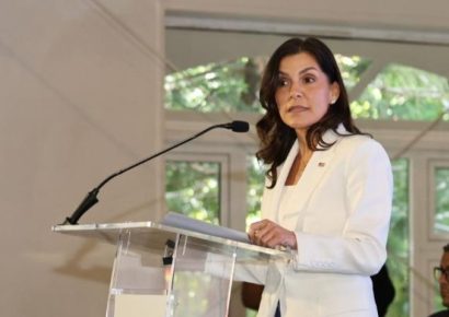 Embajadora de EE. UU., Leah Campos admite que EE. UU. ha invertido millones en Haití sin obtener los resultados esperados