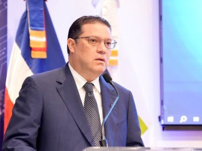 RD confía en reducir arancel de 12.5 % impuesto por EE.UU.