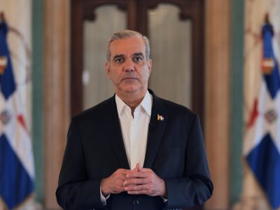 Abinader desciende tres puestos en ranking de aprobación presidencial de América Latina