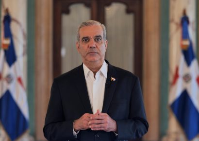 Abinader desciende tres puestos en ranking de aprobación presidencial de América Latina