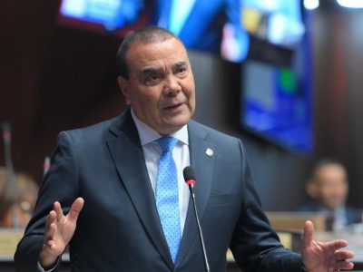 Diputado Tavárez advierte riesgo de explosión social por deuda