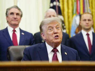 Trump advierte que EE. UU. podría vivir una crisis como la de Ceuta si los demócratas ganan en 2028