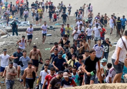 70,000 indocumentados entran a España por Ceuta desde Marruecos en un día
