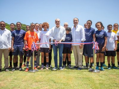 Abinader inaugura Centro de Iniciación Deportiva Escolar en Hogar Escuela Savio