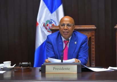 Diputados aprobaron ley que declara el 19 de noviembre Día del Geriatra