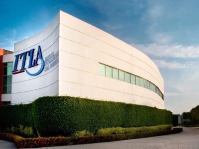 Abinader amplió a 15,000 las becas de Educación Continua del ITLA
