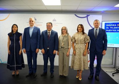 MICM y Minerd lanzan programa Embajadores STEM para impulsar carreras científicas en jóvenes