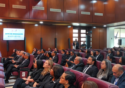 Suprema Corte de Justicia integra a 15 nuevos jueces a la carrera judicial dominicana