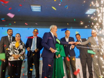 Comerciantes reconocieron a Abinader por transformar el Hospedaje Yaque