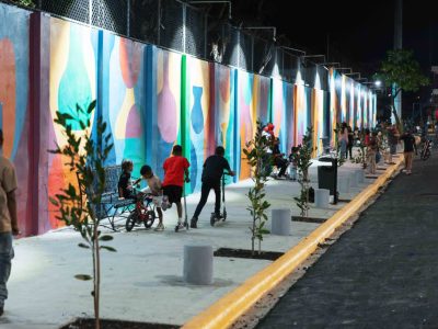 Alcaldía del Distrito Nacional recupera aceras en Villa Consuelo y las convierte en parques lineales para la comunidad
