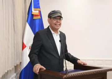Fernando Villalona emite comunicado oficial y suspende presentaciones por delicado estado de salud