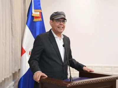 Fernando Villalona emite comunicado oficial y suspende presentaciones por delicado estado de salud