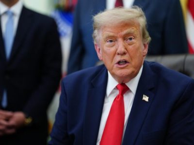 Trump propone multas de hasta $3,500 en tribunales migratorios