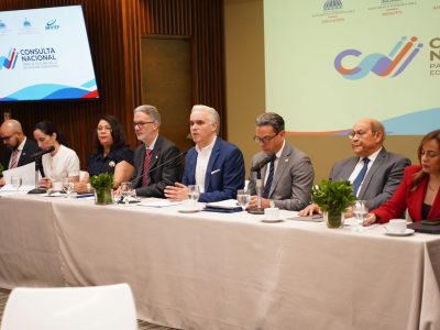 Consulta Nacional sumó al empresariado en debate educativo