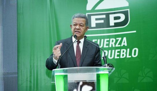 Fuerza del Pueblo presenta estructura nacional de juventud con Leonel Fernández