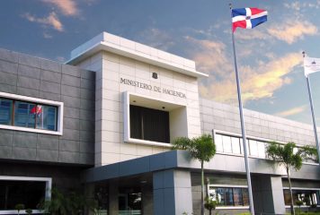 Calificadoras de riesgo y banca internacional coinciden en destacar la fortaleza de la economía dominicana