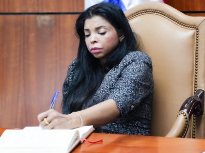 Yeni Berenice advierte que retrasar el Código Penal favorece a la delincuencia