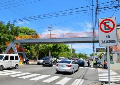 Puente peatonal de Ortega y Gasset entró en servicio tras 20 años