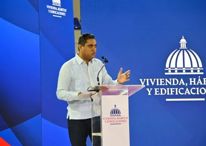 Kelvin Cruz niega falta de apoyo a niños beisbolistas