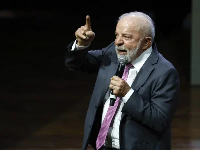 Lula retoma ventaja en encuestas a tres meses de elecciones en Brasil