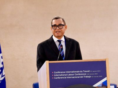 Ministro de Trabajo reclamó aprobación urgente de reforma laboral