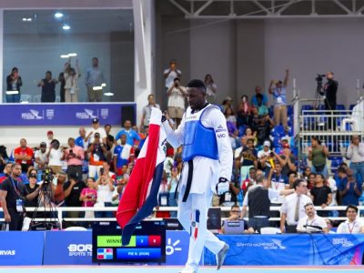 Bernardo Pie logra su tercer oro y récord histórico en taekwondo